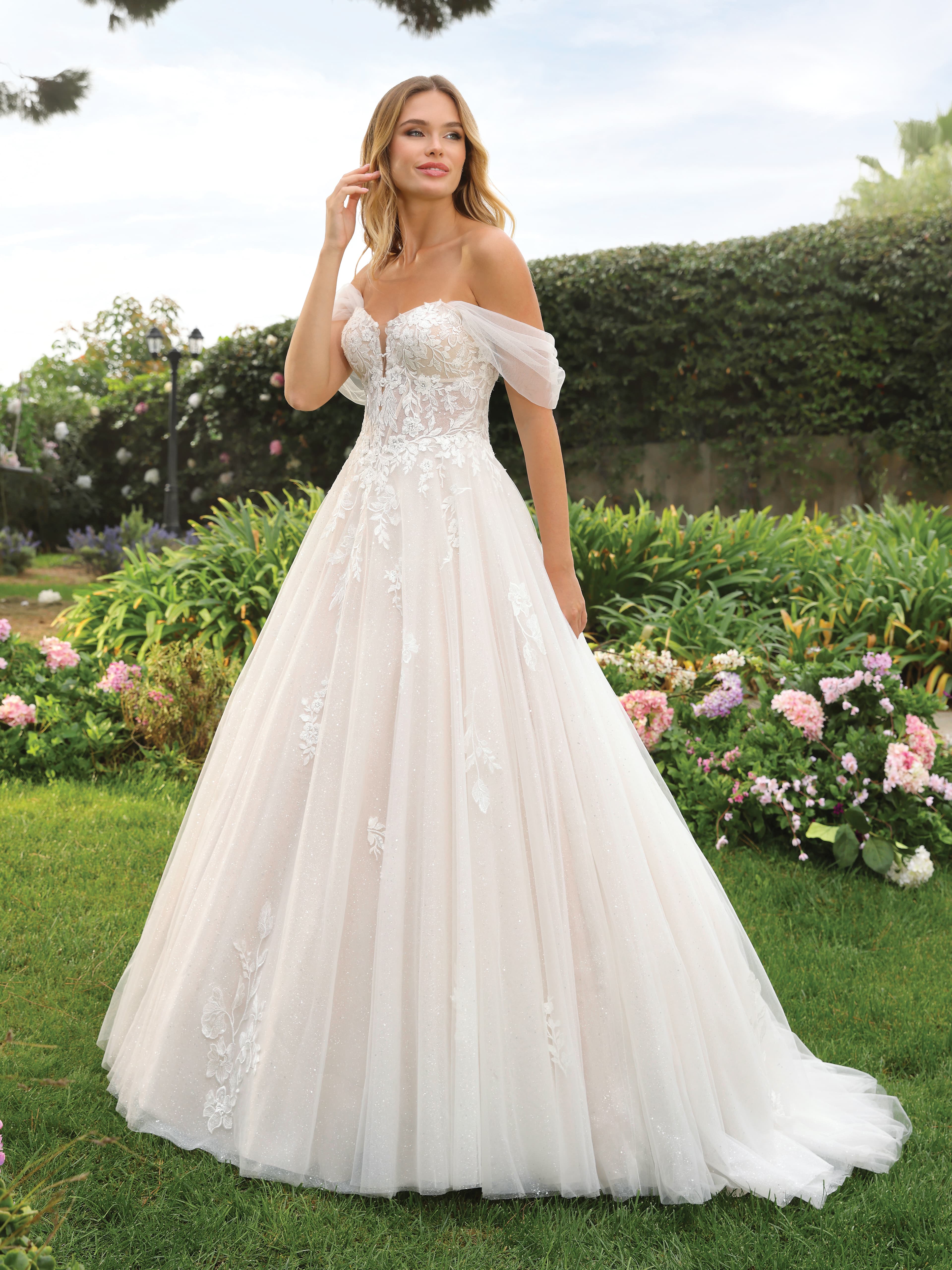 Lady Bird by Pronovias 1