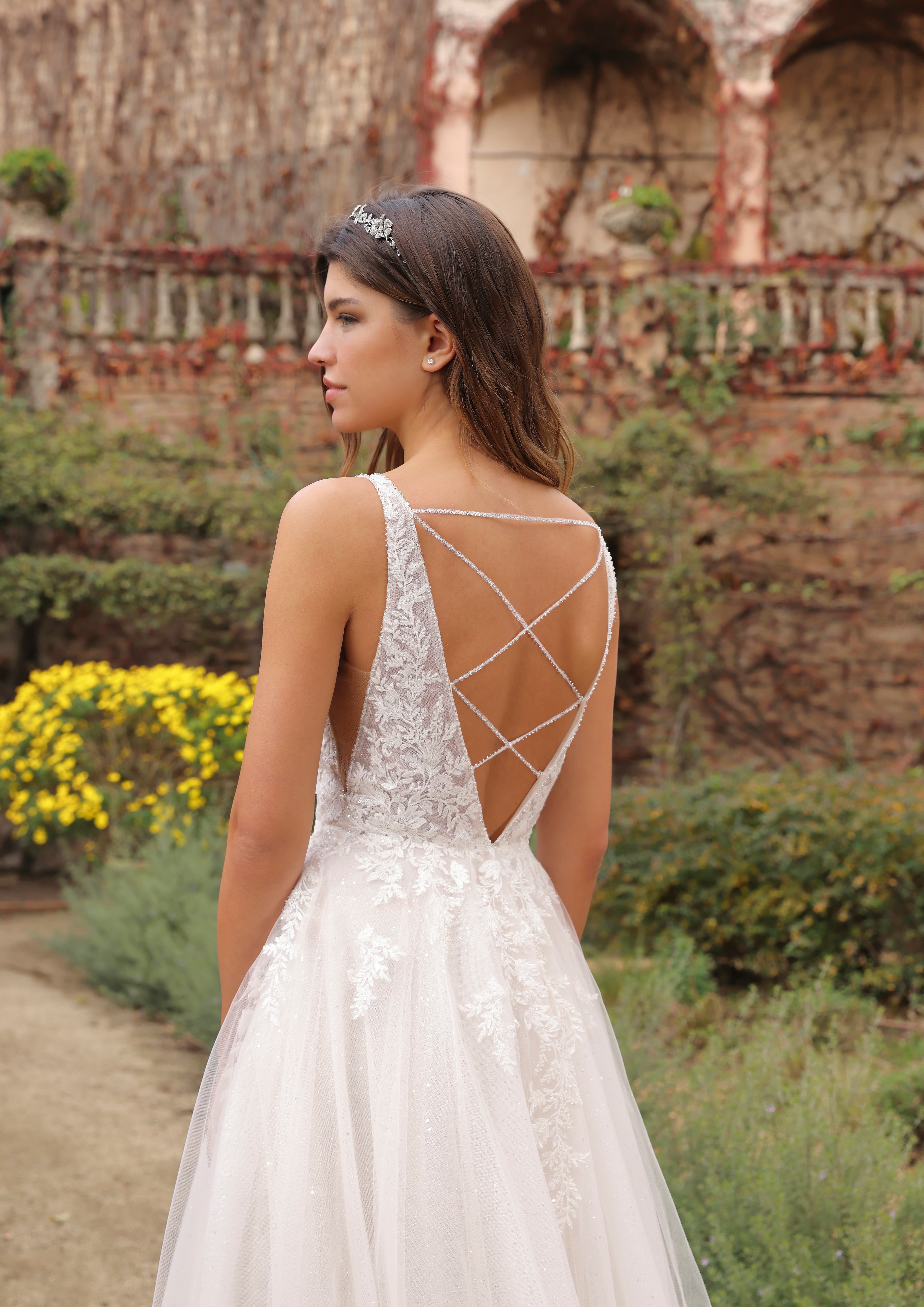 Lady Bird by Pronovias 12