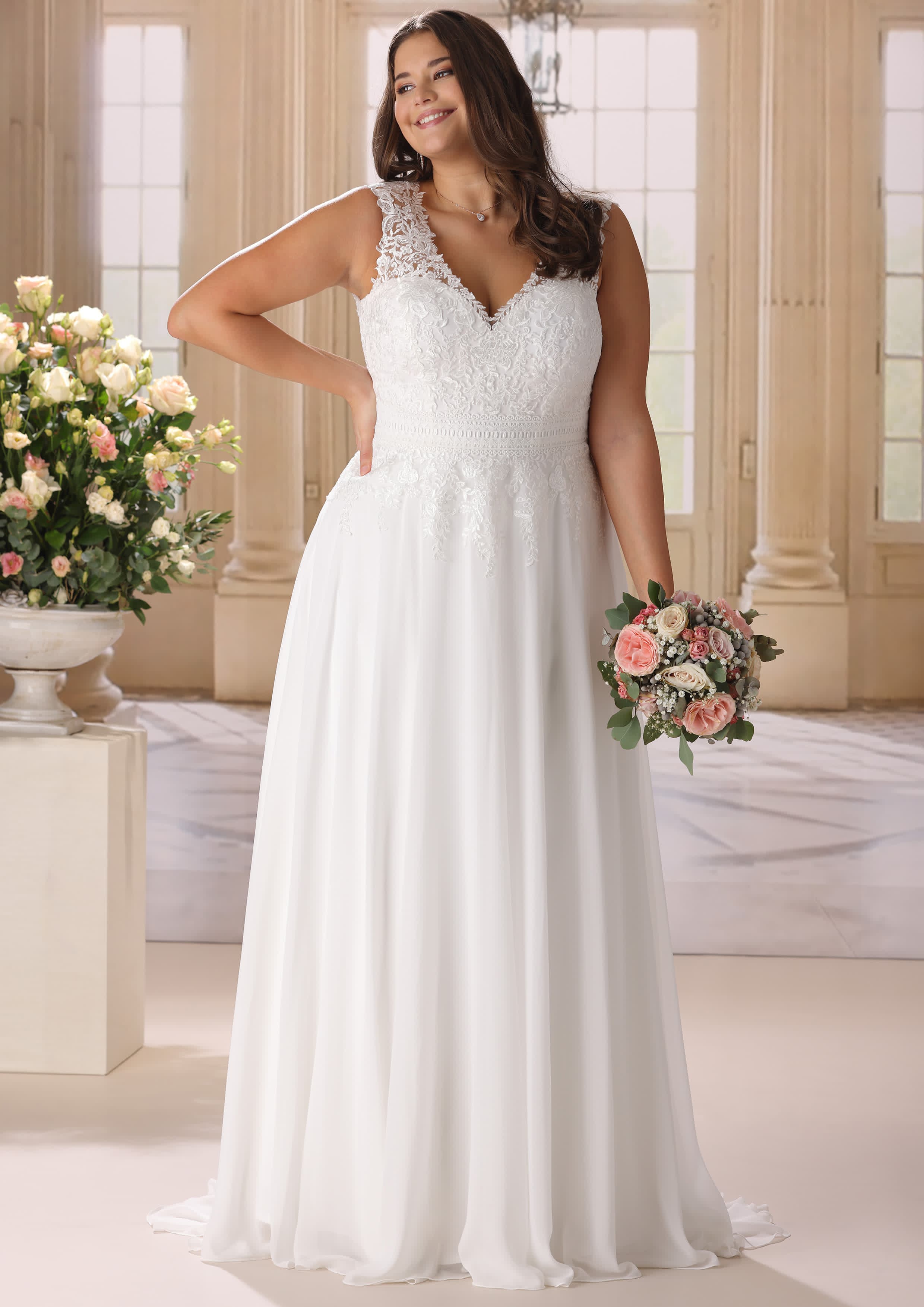 Lady Bird by Pronovias 22